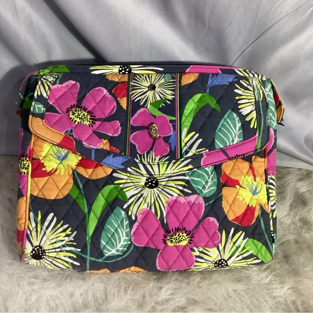 Vera Bradley “Jazzy Blooms” Floral Tablet Hipster Crossbody Bag VGUC